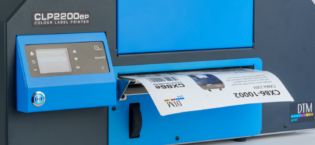 Print-and-Apply mit dem DTM CLP2200ep im Peeler Mode
